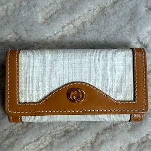 Gucci Cream and Brown Women's key holder